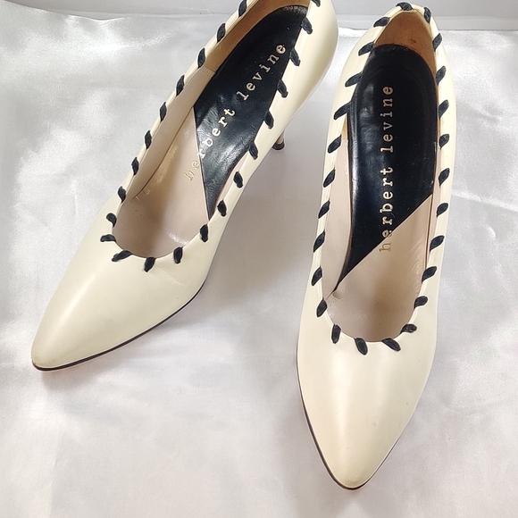 Herbert Levine Shoes - Vintage Herbert Levine Custom Cream Soft leather